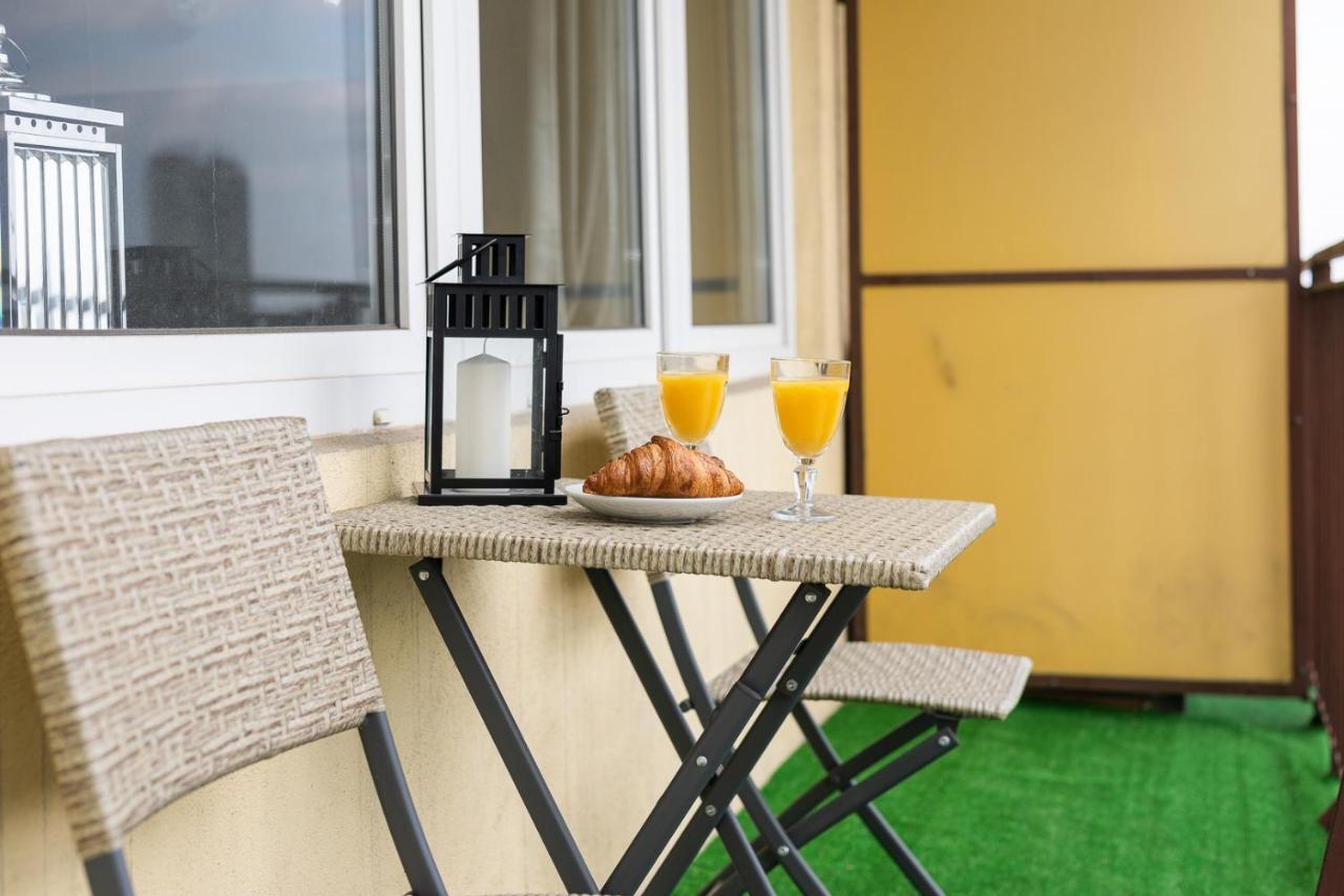 Apartament Swietokrzyska By Your Freedom Варшава Екстериор снимка